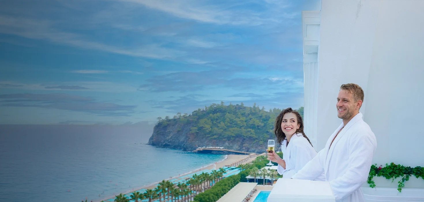 <div style="font-weight: 800; font-size: 56px;">Nirvana Hotels
    <br>
    <span style="font-weight: 600; font-size: 42px;">Įspūdžių kupinos atostogos prasideda čia</span>
</div>