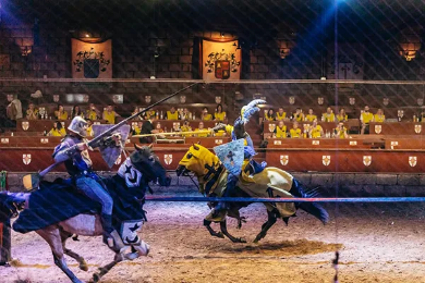 Medieval show at San Miguel Castle
