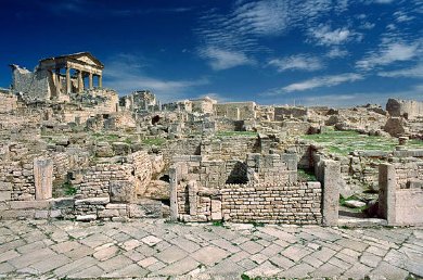 ESKURSIJA PO ANTIKINĮ DUGOS MIESTĄ