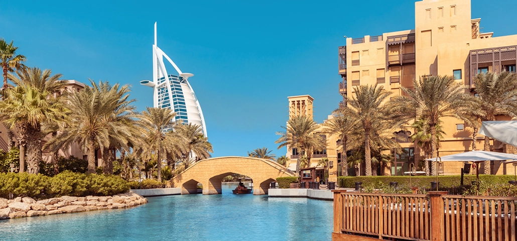 Dubai – futuristlik suurlinn kõrbe ja mere vahel