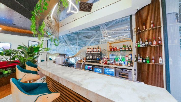 Premium Lounge Service 2