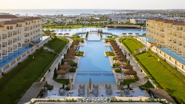 XANADU MAKADI BAY